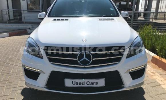 Buy Used Mercedes‒Benz ML–Class White Car in Harare in Harare