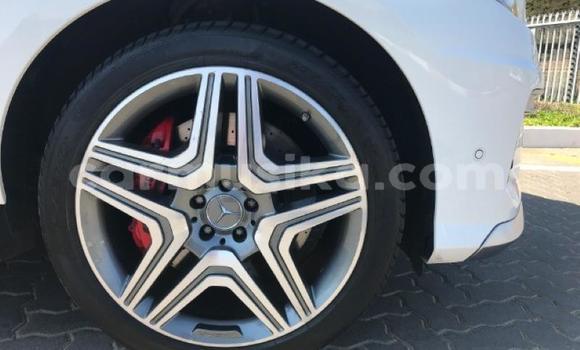 Tenga Tsaru Mercedes‒Benz ML–Class Chena Mota in Harare in Harare Tenga Tsaru Mercedes‒Benz ML–Class Chena Mota in Harare in Harare