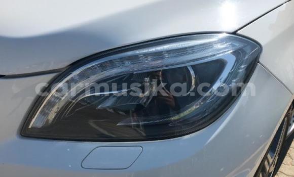 Tenga Tsaru Mercedes‒Benz ML–Class Chena Mota in Harare in Harare Tenga Tsaru Mercedes‒Benz ML–Class Chena Mota in Harare in Harare