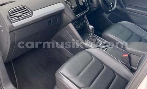 Acheter Occasion Voiture Volkswagen Tiguan Blanc à Bulawayo, Bulawayo Acheter Occasion Voiture Volkswagen Tiguan Blanc à Bulawayo, Bulawayo