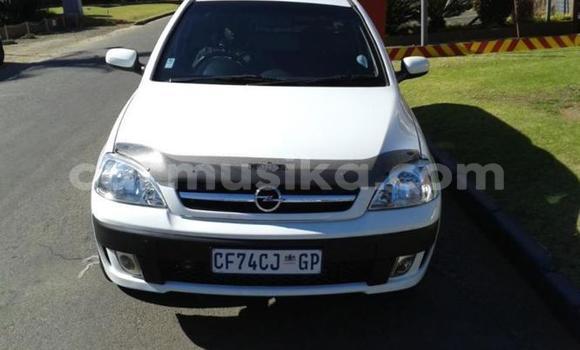 Buy Used Opel Corsa White Car in Beitbridge in Matabeleland South Buy Used Opel Corsa White Car in Beitbridge in Matabeleland South