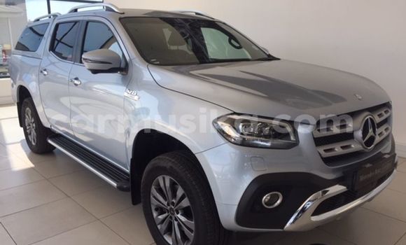 Nunua Ilio tumika Mercedes‒Benz X-klasse Concept Fedha Gari ndani ya Beitbridge nchini Matabeleland Kusini