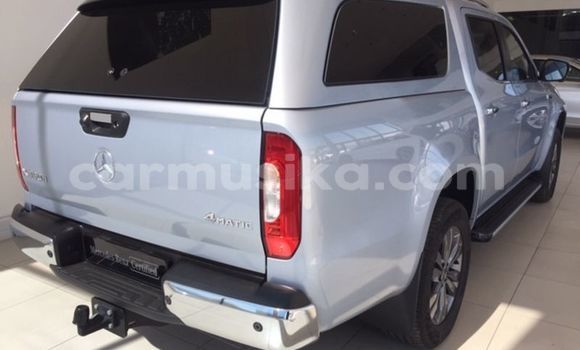 Buy Used Mercedes‒Benz X-klasse Concept Silver Car in Beitbridge in Matabeleland South Buy Used Mercedes‒Benz X-klasse Concept Silver Car in Beitbridge in Matabeleland South