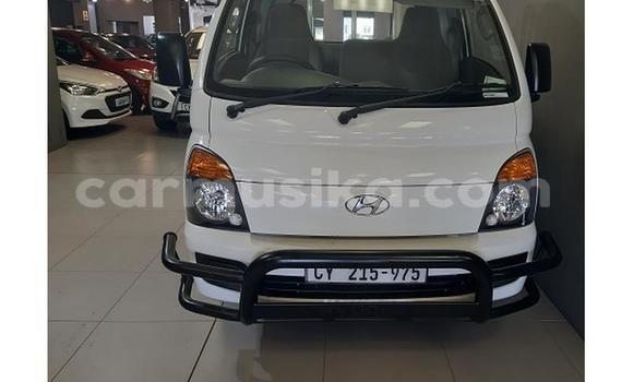 Acheter Occasion Utilitaire Hyundai Chorus Blanc à Harare, Harare Acheter Occasion Utilitaire Hyundai Chorus Blanc à Harare, Harare