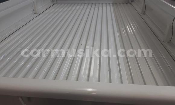 Acheter Occasion Utilitaire Hyundai Chorus Blanc à Harare, Harare Acheter Occasion Utilitaire Hyundai Chorus Blanc à Harare, Harare