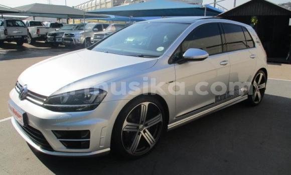 Nunua Ilio tumika Volkswagen Golf R Fedha Gari ndani ya Harare nchini Harare