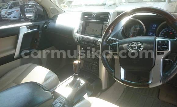 Acheter Occasion Voiture Toyota Land Cruiser Prado Gris à Bulawayo, Bulawayo Acheter Occasion Voiture Toyota Land Cruiser Prado Gris à Bulawayo, Bulawayo