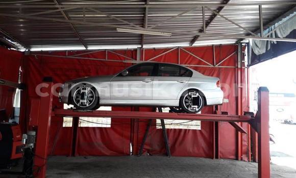 Acheter Occasion Voiture BMW 3–Series Gris à Bulawayo, Bulawayo Acheter Occasion Voiture BMW 3–Series Gris à Bulawayo, Bulawayo