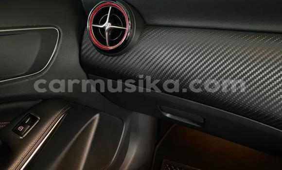 Acheter Occasion Voiture Mercedes‒Benz AMG GLC Blanc à Beitbridge, Matabeleland South Acheter Occasion Voiture Mercedes‒Benz AMG GLC Blanc à Beitbridge, Matabeleland South