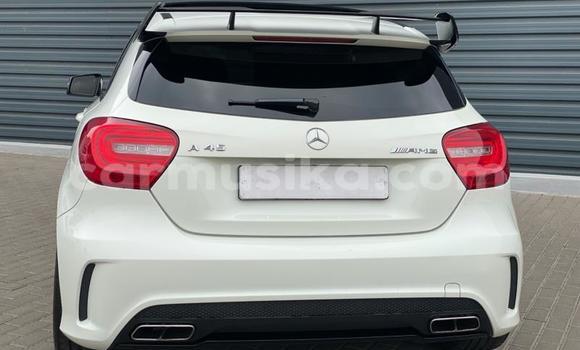 Acheter Occasion Voiture Mercedes‒Benz AMG GLC Blanc à Beitbridge, Matabeleland South Acheter Occasion Voiture Mercedes‒Benz AMG GLC Blanc à Beitbridge, Matabeleland South