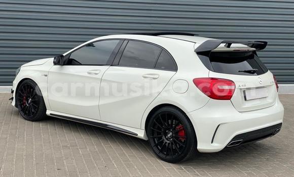 Acheter Occasion Voiture Mercedes‒Benz AMG GLC Blanc à Beitbridge, Matabeleland South Acheter Occasion Voiture Mercedes‒Benz AMG GLC Blanc à Beitbridge, Matabeleland South