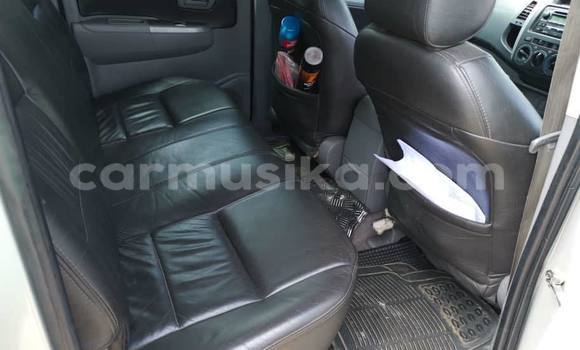 Acheter Occasion Voiture Toyota Hilux Gris à Bulawayo, Bulawayo Acheter Occasion Voiture Toyota Hilux Gris à Bulawayo, Bulawayo
