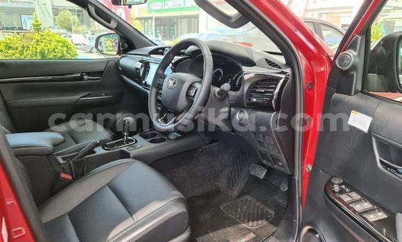 Buy Used Toyota Hilux Red Car in Beitbridge in Matabeleland South Buy Used Toyota Hilux Red Car in Beitbridge in Matabeleland South