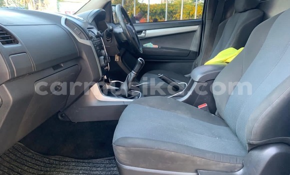 Tenga Tsaru Isuzu KB Chena Mota in Harare in Harare Tenga Tsaru Isuzu KB Chena Mota in Harare in Harare