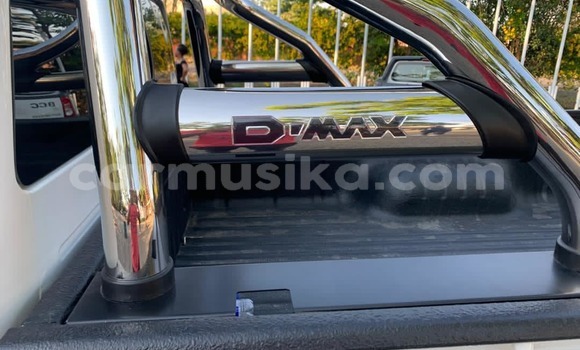 Tenga Tsaru Isuzu KB Chena Mota in Harare in Harare Tenga Tsaru Isuzu KB Chena Mota in Harare in Harare