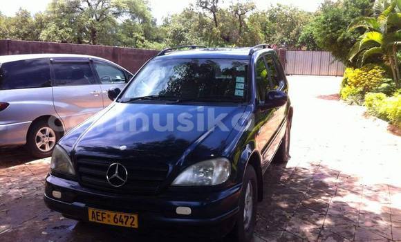 Acheter Occasion Voiture Mercedes‒Benz ML–Class Bleu à Bulawayo, Bulawayo Acheter Occasion Voiture Mercedes‒Benz ML–Class Bleu à Bulawayo, Bulawayo