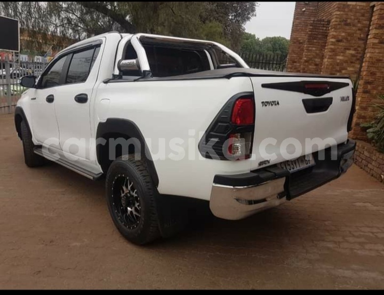 Big with watermark toyota hilux matabeleland south beitbridge 18901