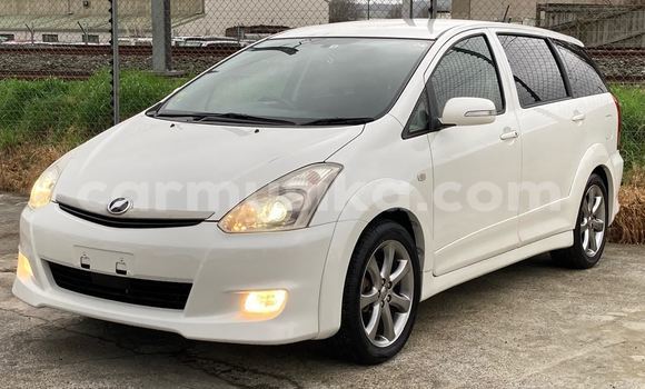 Tenga Tsaru Toyota Wish Chena Mota in Beitbridge in Matabeleland South Tenga Tsaru Toyota Wish Chena Mota in Beitbridge in Matabeleland South