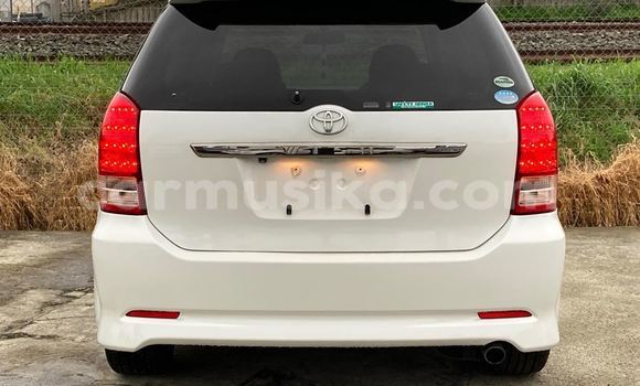 Buy Used Toyota Wish White Car in Beitbridge in Matabeleland South Buy Used Toyota Wish White Car in Beitbridge in Matabeleland South