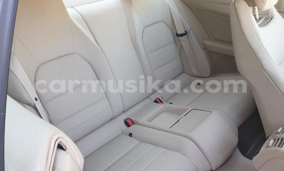 Acheter Occasion Voiture Mercedes‒Benz E–Class Blanc à Harare, Harare Acheter Occasion Voiture Mercedes‒Benz E–Class Blanc à Harare, Harare
