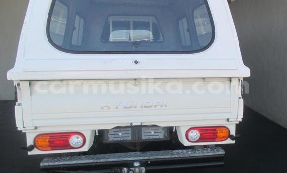 Tenga Tsaru Hyundai H200 Chena Mota in Harare in Harare Tenga Tsaru Hyundai H200 Chena Mota in Harare in Harare