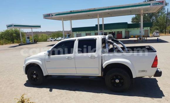 Acheter Occasion Voiture Isuzu KB Blanc à Bulawayo, Bulawayo Acheter Occasion Voiture Isuzu KB Blanc à Bulawayo, Bulawayo