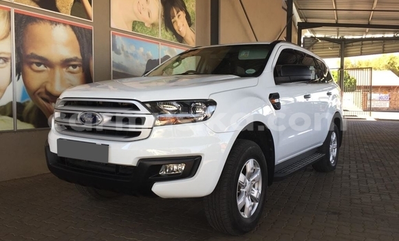 Acheter Occasion Voiture Ford Everest Blanc à Harare, Harare Acheter Occasion Voiture Ford Everest Blanc à Harare, Harare