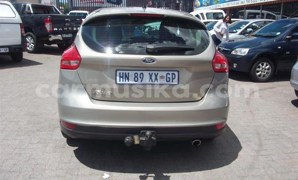 Acheter Occasion Voiture Ford Focus Gris à Beitbridge, Matabeleland South Acheter Occasion Voiture Ford Focus Gris à Beitbridge, Matabeleland South