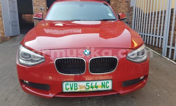Acheter Occasion Voiture BMW 1er Rouge à Beitbridge, Matabeleland South Acheter Occasion Voiture BMW 1er Rouge à Beitbridge, Matabeleland South