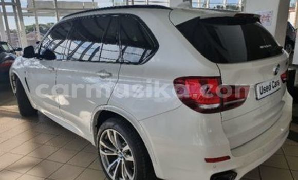 Tenga Tsaru BMW X5 Chena Mota in Harare in Harare Tenga Tsaru BMW X5 Chena Mota in Harare in Harare