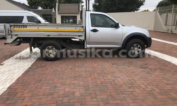 Buy Used Isuzu KB Silver Car in Beitbridge in Matabeleland South Buy Used Isuzu KB Silver Car in Beitbridge in Matabeleland South