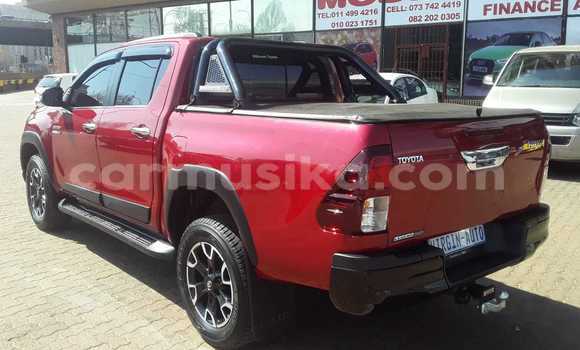 Buy Used Toyota Hilux Red Car in Beitbridge in Matabeleland South Buy Used Toyota Hilux Red Car in Beitbridge in Matabeleland South