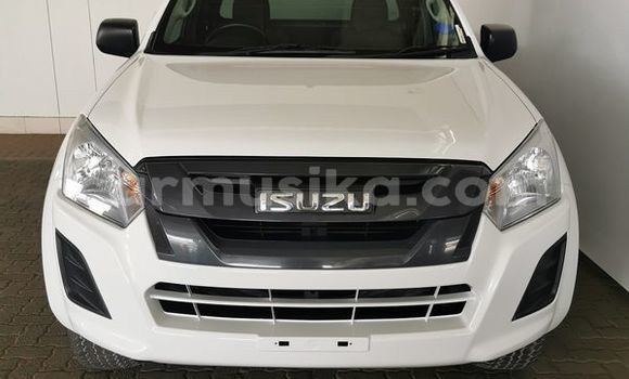 Acheter Occasion Voiture Isuzu D–MAX Blanc à Beitbridge, Matabeleland South