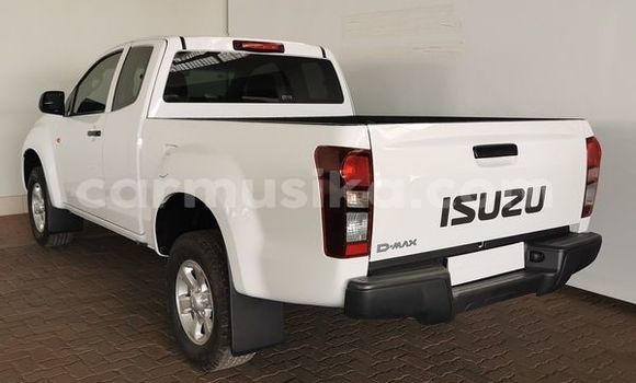 Nunua Ilio tumika Isuzu D–MAX Nyeupe Gari ndani ya Beitbridge nchini Matabeleland Kusini Nunua Ilio tumika Isuzu D–MAX Nyeupe Gari ndani ya Beitbridge nchini Matabeleland Kusini