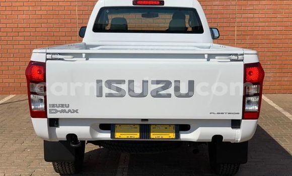 Acheter Occasion Voiture Isuzu D–MAX Blanc à Beitbridge, Matabeleland South Acheter Occasion Voiture Isuzu D–MAX Blanc à Beitbridge, Matabeleland South