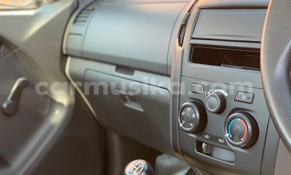 Acheter Occasion Voiture Isuzu D–MAX Blanc à Beitbridge, Matabeleland South Acheter Occasion Voiture Isuzu D–MAX Blanc à Beitbridge, Matabeleland South