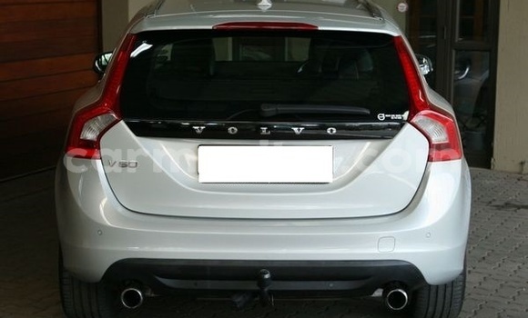 Acheter Occasion Voiture Volvo V60 Beige à Beitbridge, Matabeleland South Acheter Occasion Voiture Volvo V60 Beige à Beitbridge, Matabeleland South