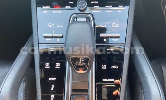 Acheter Occasion Voiture Porsche Cayenne Blanc à Beitbridge, Matabeleland South Acheter Occasion Voiture Porsche Cayenne Blanc à Beitbridge, Matabeleland South