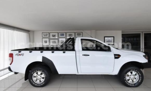 Acheter Occasion Voiture Ford Ranger Blanc à Beitbridge, Matabeleland South Acheter Occasion Voiture Ford Ranger Blanc à Beitbridge, Matabeleland South