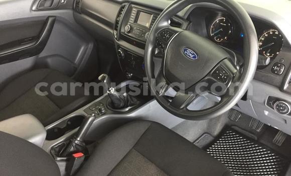 Acheter Occasion Voiture Ford Ranger Blanc à Beitbridge, Matabeleland South Acheter Occasion Voiture Ford Ranger Blanc à Beitbridge, Matabeleland South