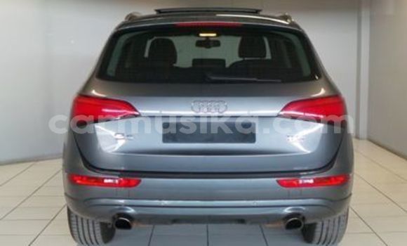 Nunua Ilio tumika Audi Q5 Beige Gari ndani ya Beitbridge nchini Matabeleland Kusini Nunua Ilio tumika Audi Q5 Beige Gari ndani ya Beitbridge nchini Matabeleland Kusini