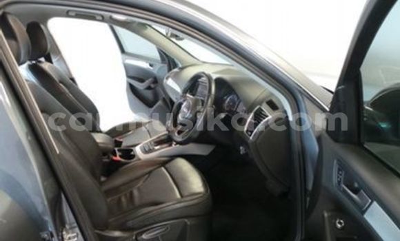 Nunua Ilio tumika Audi Q5 Beige Gari ndani ya Beitbridge nchini Matabeleland Kusini Nunua Ilio tumika Audi Q5 Beige Gari ndani ya Beitbridge nchini Matabeleland Kusini