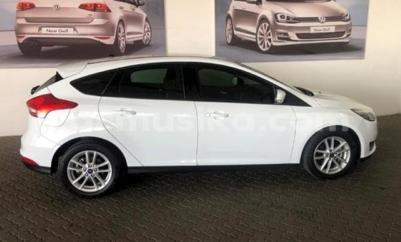 Acheter Occasion Voiture Ford Focus Blanc à Beitbridge, Matabeleland South Acheter Occasion Voiture Ford Focus Blanc à Beitbridge, Matabeleland South