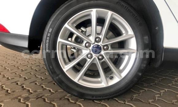 Acheter Occasion Voiture Ford Focus Blanc à Beitbridge, Matabeleland South Acheter Occasion Voiture Ford Focus Blanc à Beitbridge, Matabeleland South