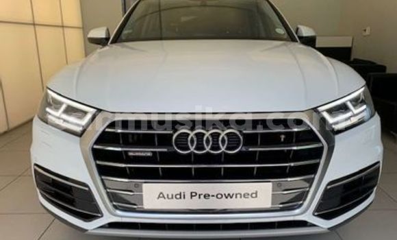 Nunua Ilio tumika Audi Q5 Nyeupe Gari ndani ya Beitbridge nchini Matabeleland Kusini
