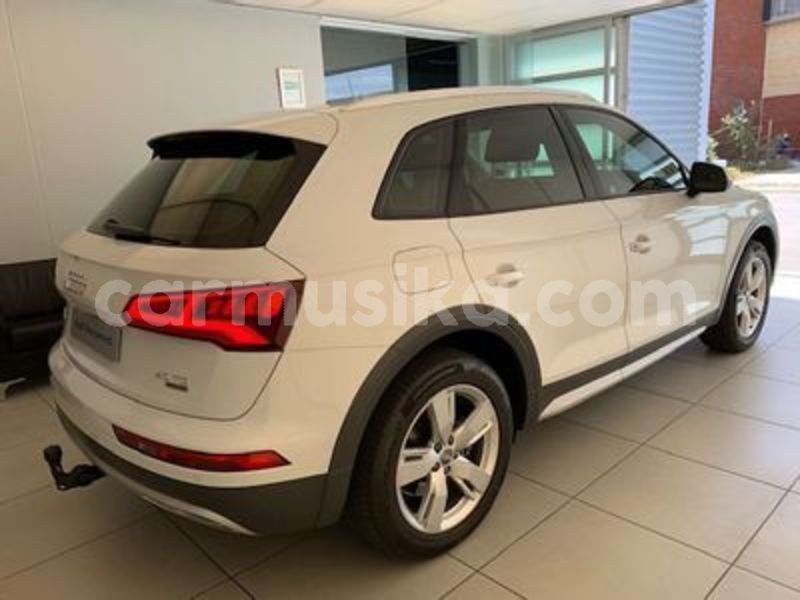 Big with watermark audi q5 matabeleland south beitbridge 18956