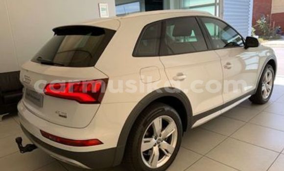Acheter Occasion Voiture Audi Q5 Blanc à Beitbridge, Matabeleland South Acheter Occasion Voiture Audi Q5 Blanc à Beitbridge, Matabeleland South