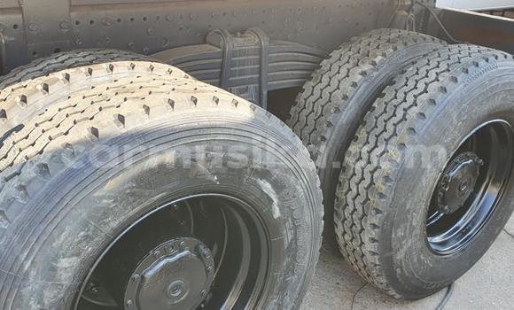 Nunua Ilio tumika Mercedes‒Benz Tipper Nyeupe Lori ndani ya Beitbridge nchini Matabeleland Kusini Nunua Ilio tumika Mercedes‒Benz Tipper Nyeupe Lori ndani ya Beitbridge nchini Matabeleland Kusini