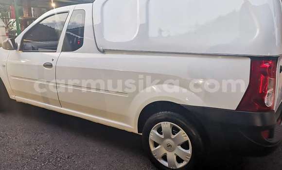 Acheter Occasion Voiture Nissan NP 300 Blanc à Beitbridge, Matabeleland South Acheter Occasion Voiture Nissan NP 300 Blanc à Beitbridge, Matabeleland South