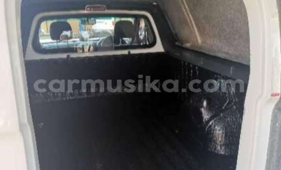 Acheter Occasion Voiture Nissan NP 300 Blanc à Beitbridge, Matabeleland South Acheter Occasion Voiture Nissan NP 300 Blanc à Beitbridge, Matabeleland South